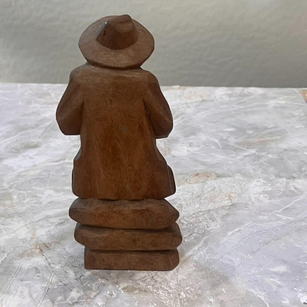 Hand Carved Wooden Figure Bearded Man Playing Accordion 8.5" Tall Folk Art - Picture 4 of 16